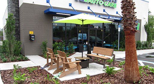 DeltonaOutsideWaitingArea2